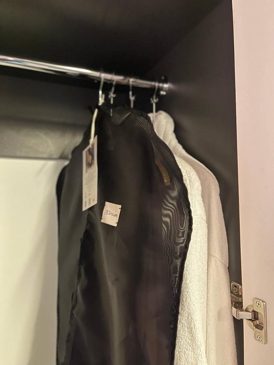 Mojo Hall Hotel Lutsʼk 外观 照片