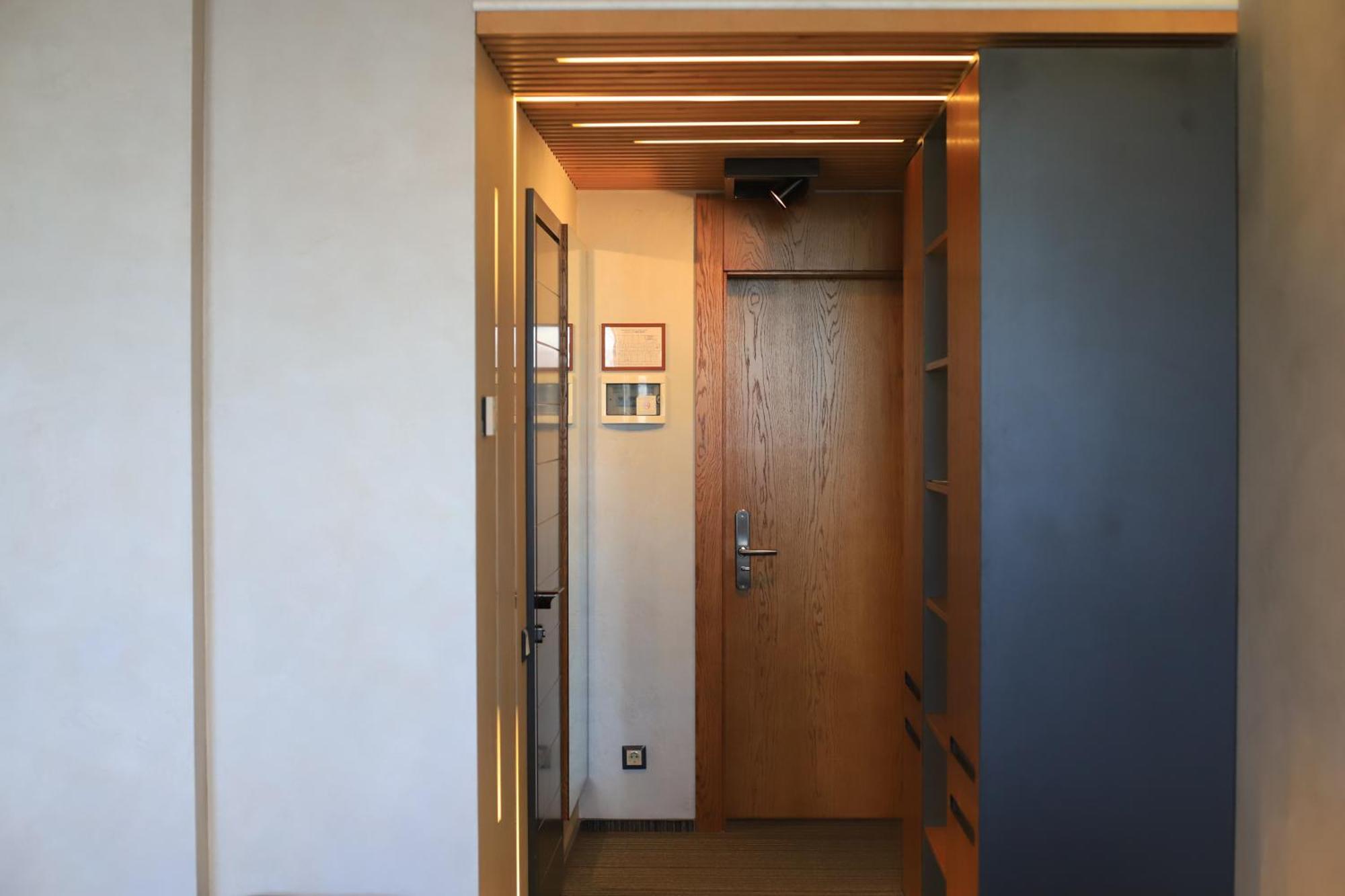 Mojo Hall Hotel Lutsʼk 外观 照片